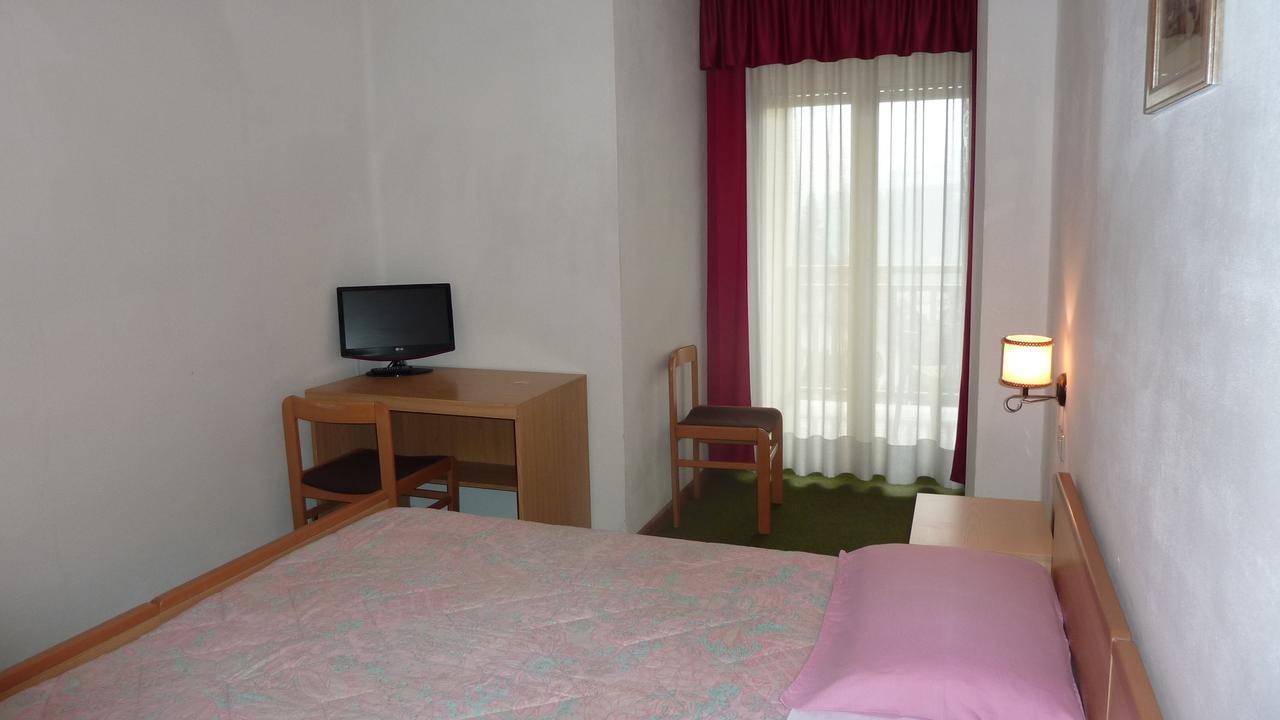לביקו טרמה Hotel Terminus מראה חיצוני תמונה